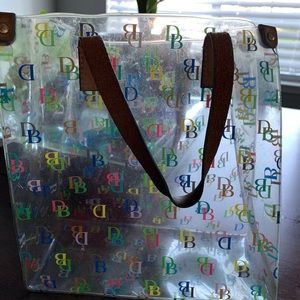 Dooney & Bourke clear signature lunch bag
